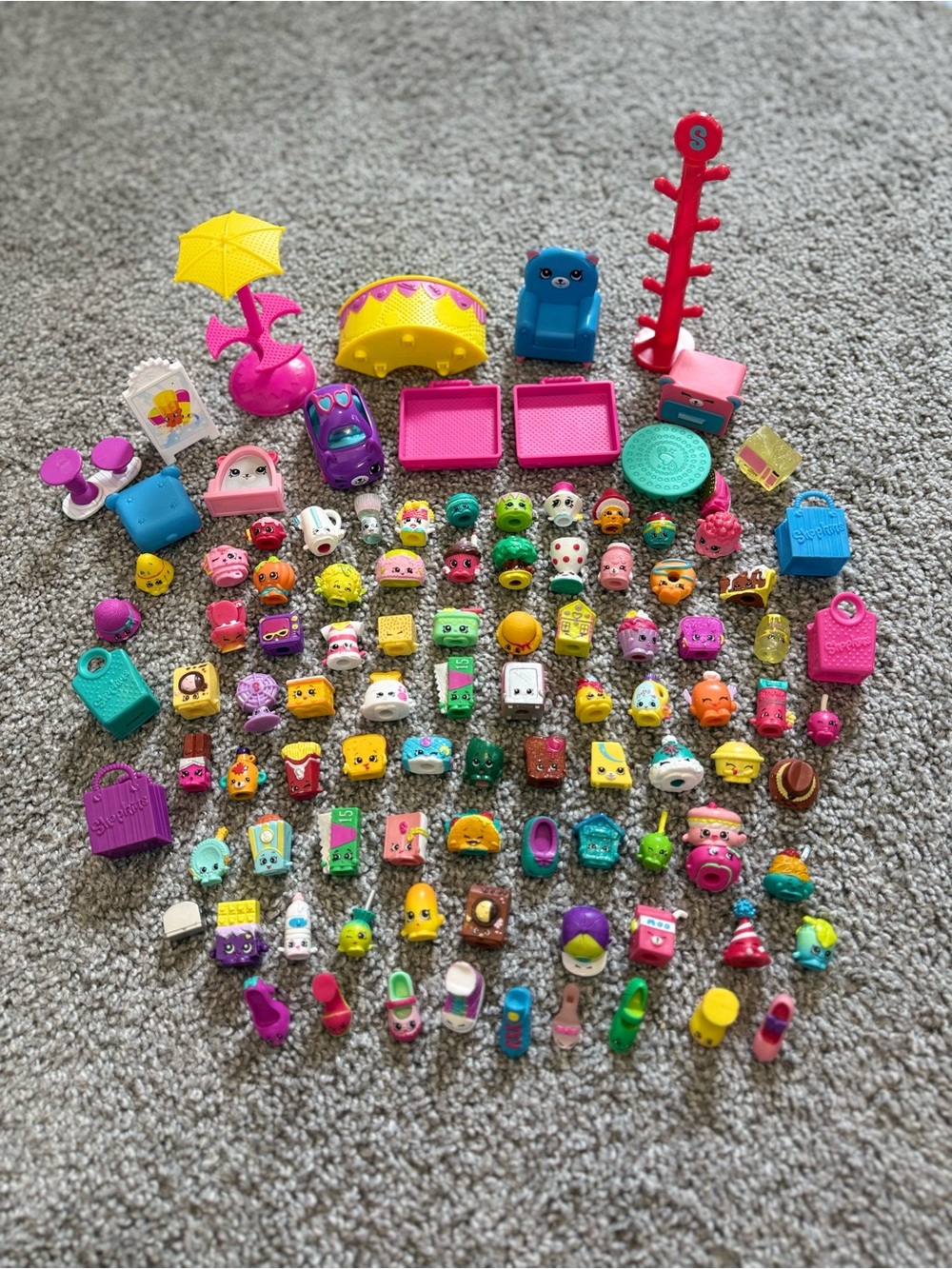 Moose Shopkins Lot Of 100 Pieces- Figurines, Car, Furniture & More EUC  Toy Lot